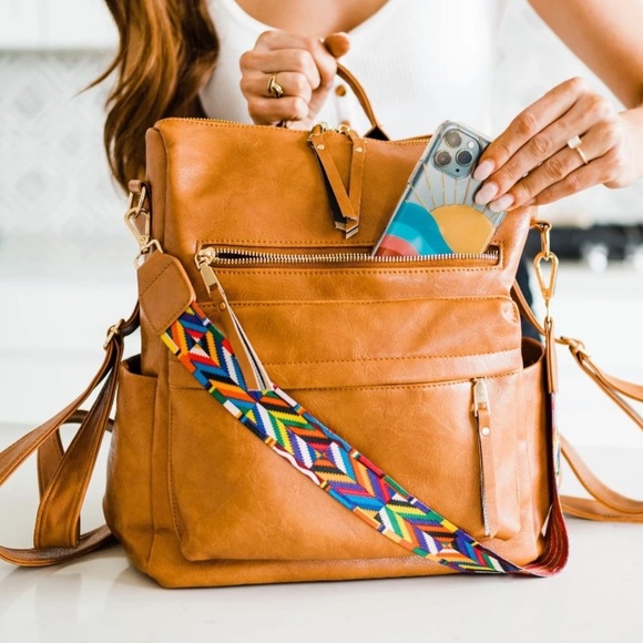 Handbags - Brand NEW Camden Convertible Backpack in Camel 🧡